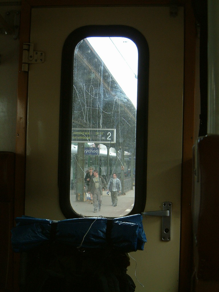 2004-06-13b_dscf0003_ve_vlaku.jpg